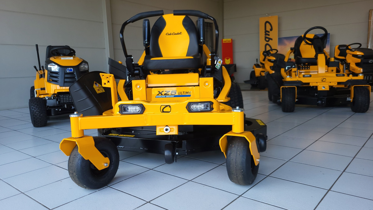 Cub Cadet XZ5 ultima Zitmaaier